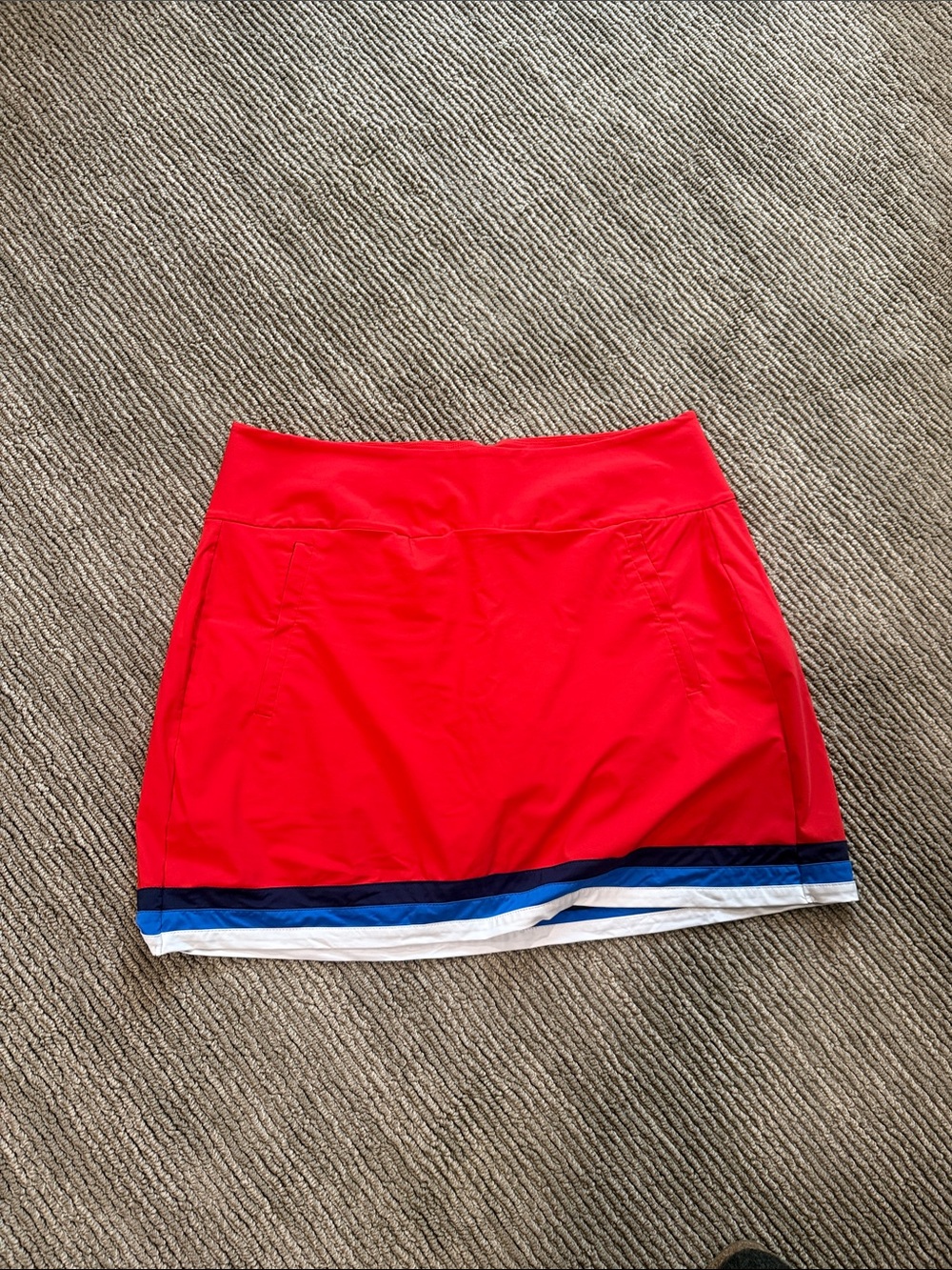 XL Kinoa golf skirt - Red Athletic Skort with Blue and White Stripes